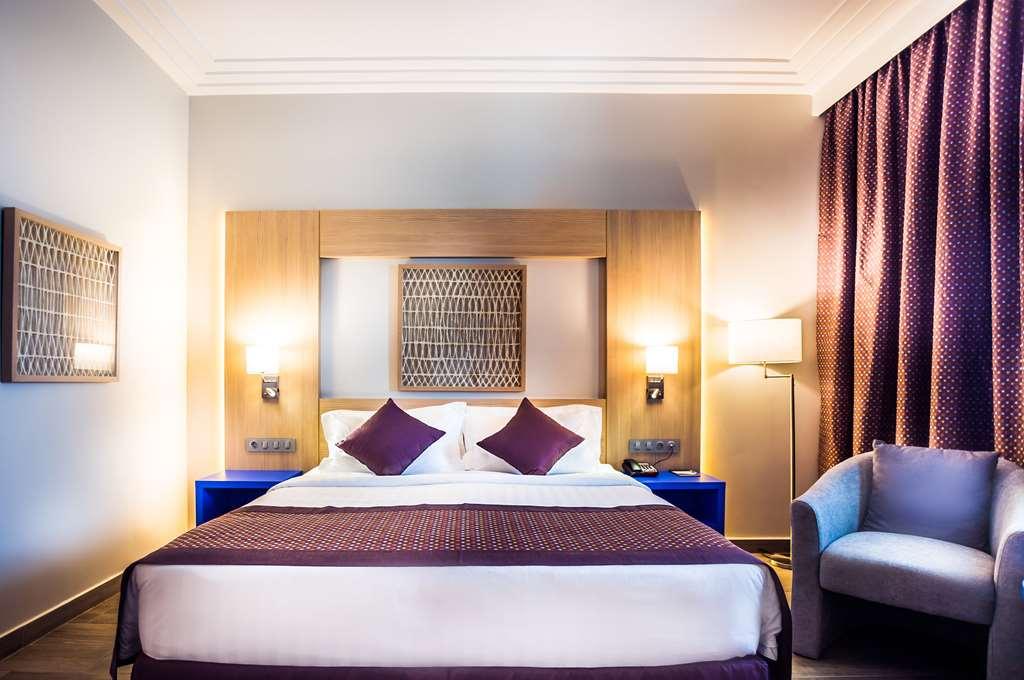 Golden Tulip Le Diplomate Hotel Cotonou Ruang foto