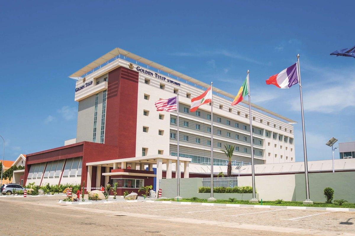Golden Tulip Le Diplomate Hotel Cotonou Bagian luar foto