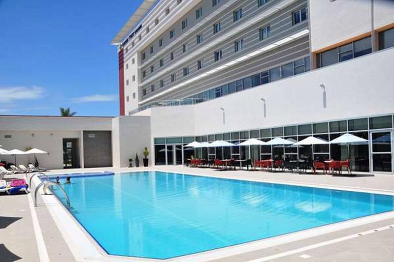 Golden Tulip Le Diplomate Hotel Cotonou Bagian luar foto